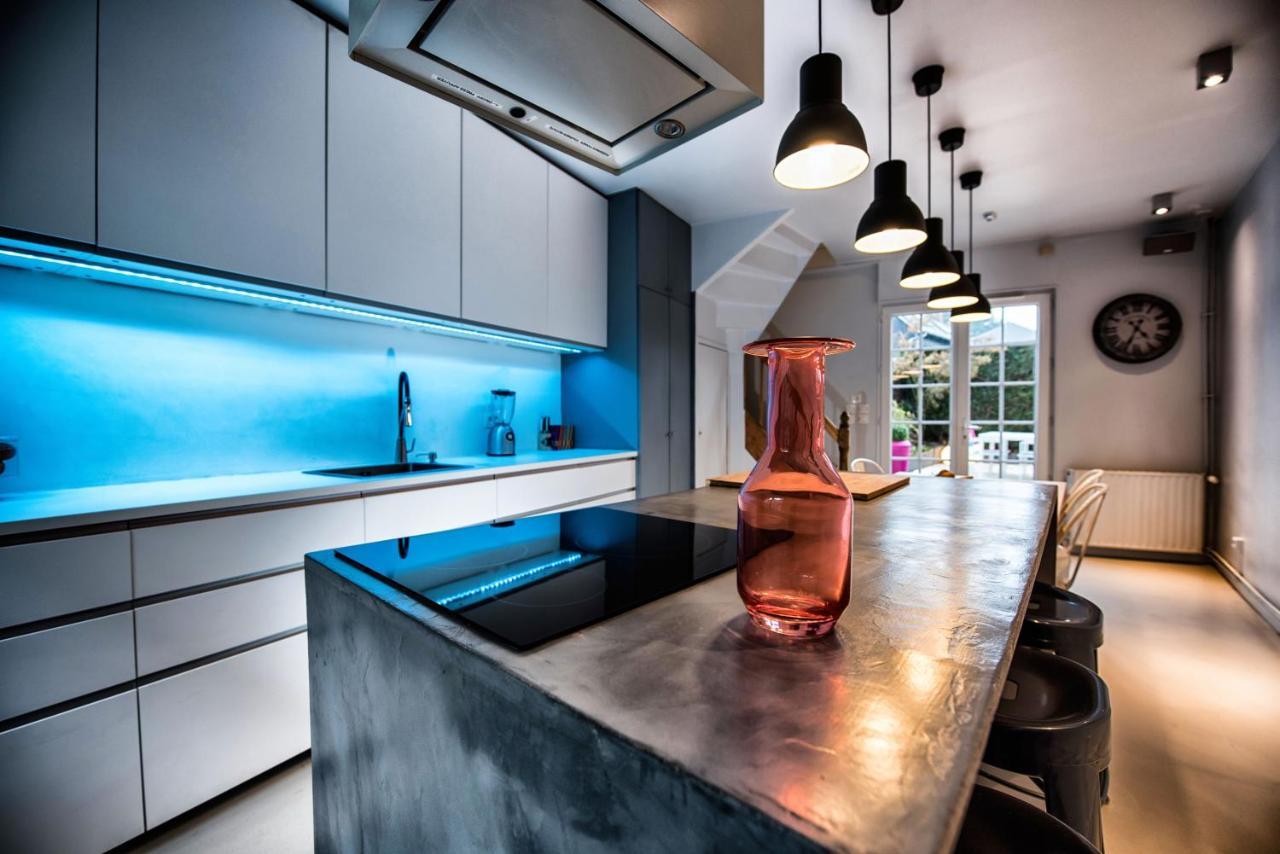 The Grey House Villa องเฟลอร์ ภายนอก รูปภาพ