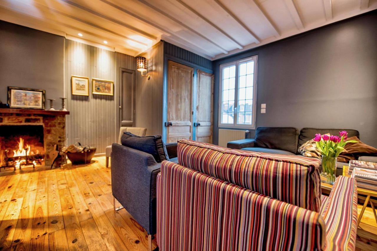 The Grey House Villa องเฟลอร์ ภายนอก รูปภาพ